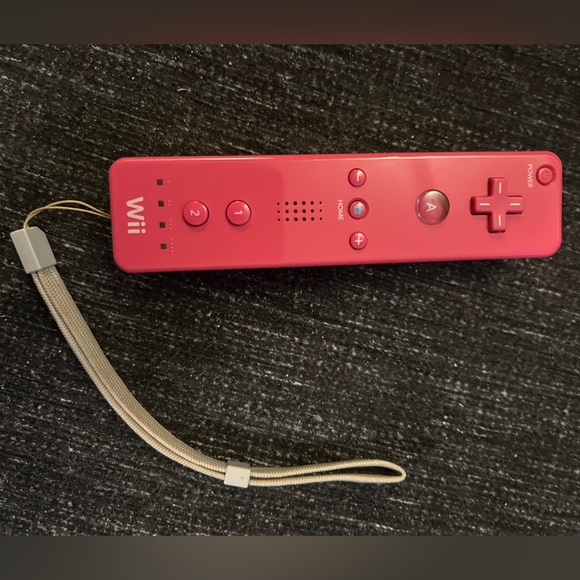 Pink Wii Remote Controller - Picture 1 of 4